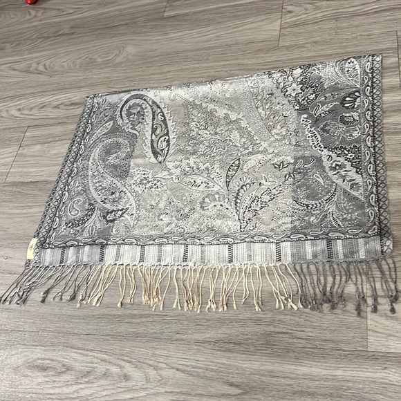 AHUJASONS Pashmina Scarf Two Tone Grey Silver - Picture 5 of 5